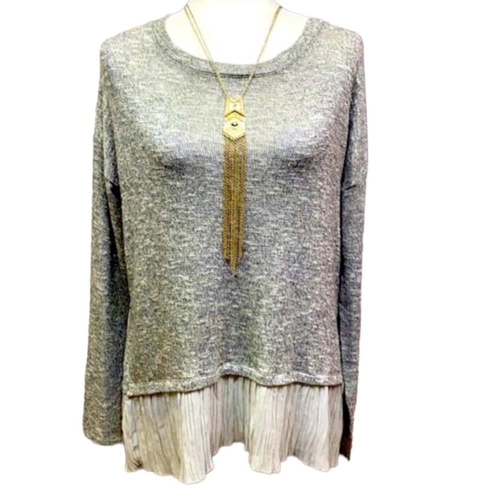 Abercrombie & Fitch Gray With Gold Metallic